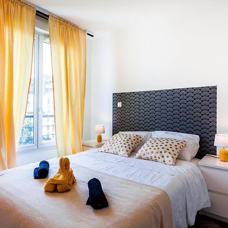 Anja - Top Hote Paris - 6 Personnes Balcon Parking Сен-Дени Экстерьер фото